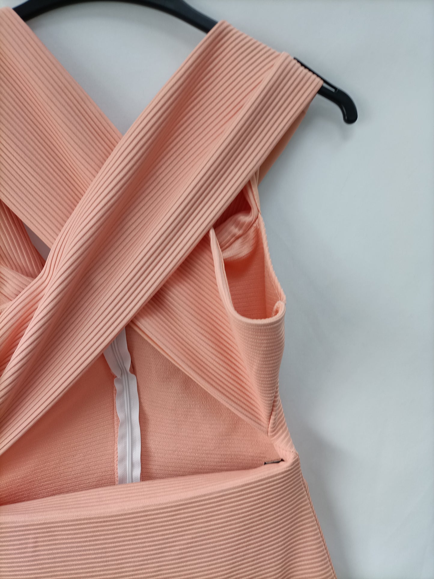 MISSGUIDED. Vestido salmon ajustado T.u (l)