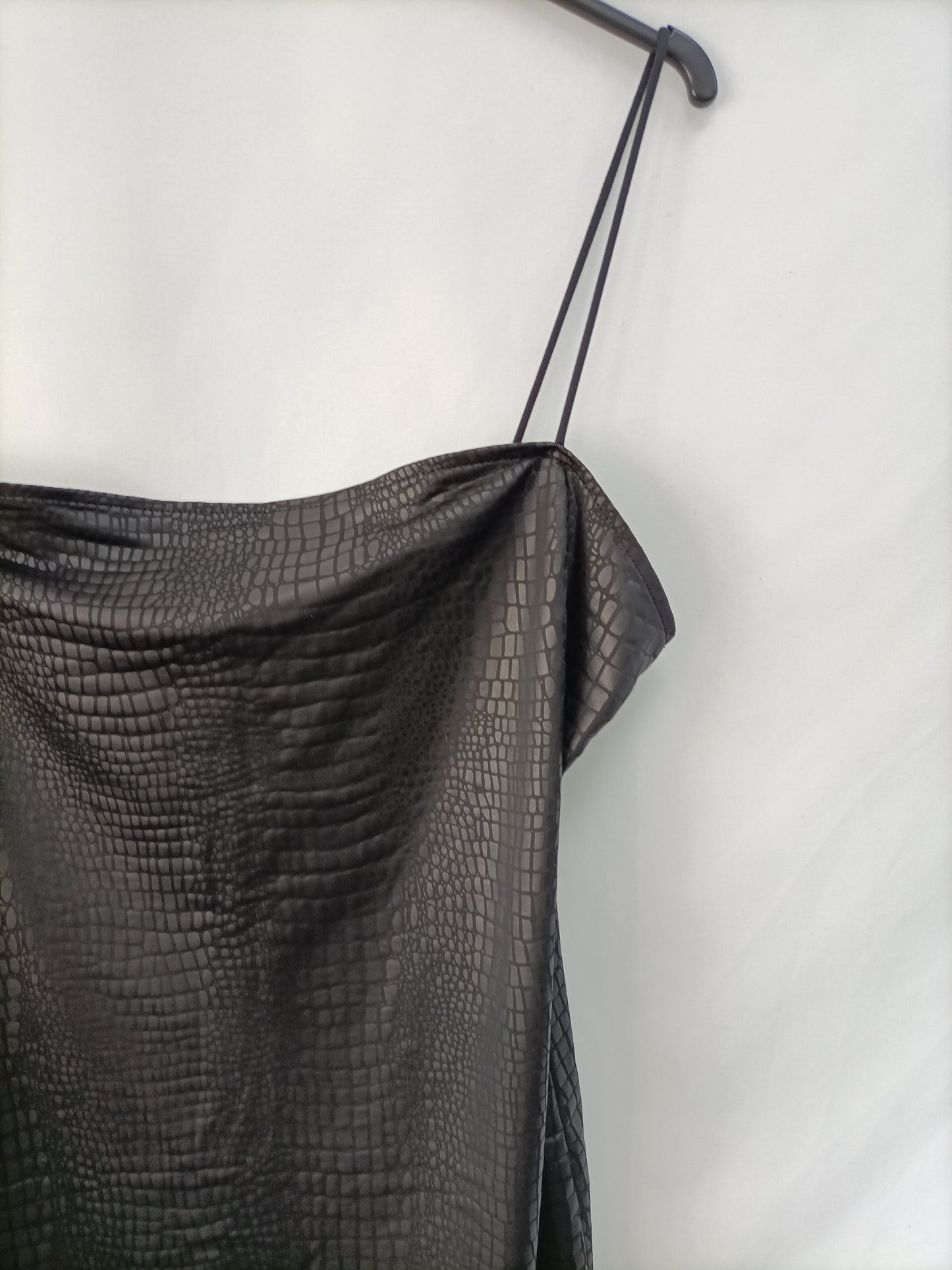 SHEIN. Vestido negro encerado T.xl