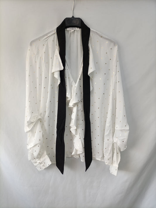 SWEEWË. Blusa blanca tréboles T.m
