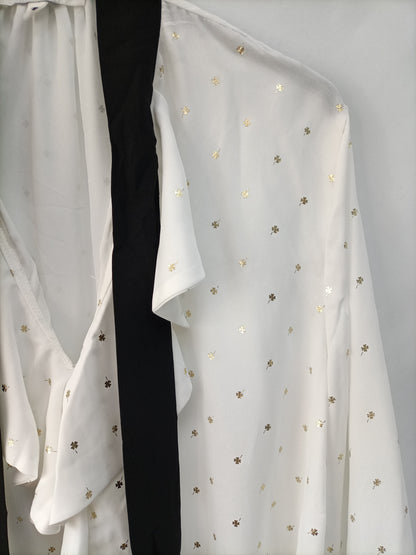 SWEEWË. Blusa blanca tréboles T.m