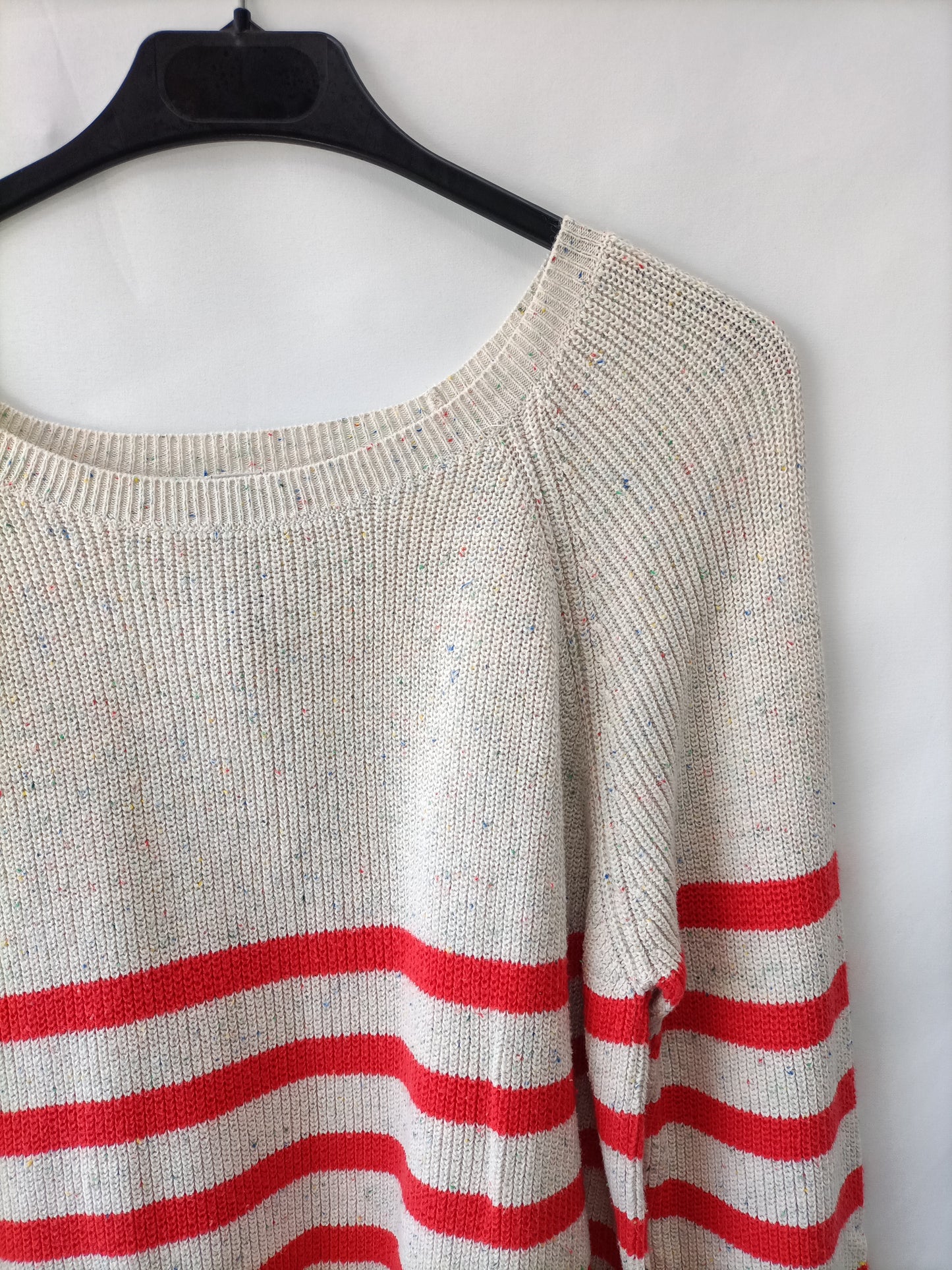 PULL&BEAR. Jersey beige rayas T.s