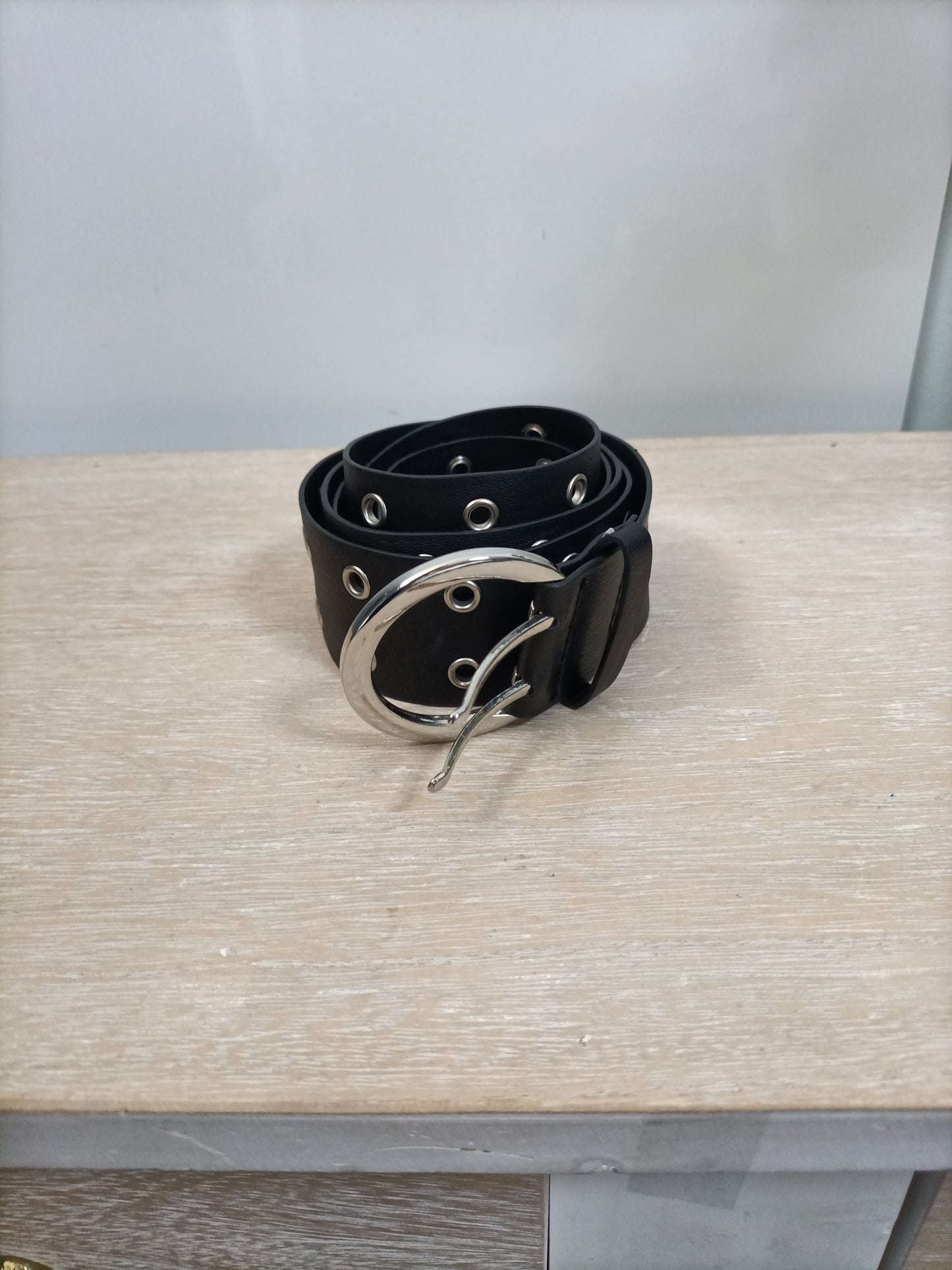 OTRAS. Cinturón negro doble