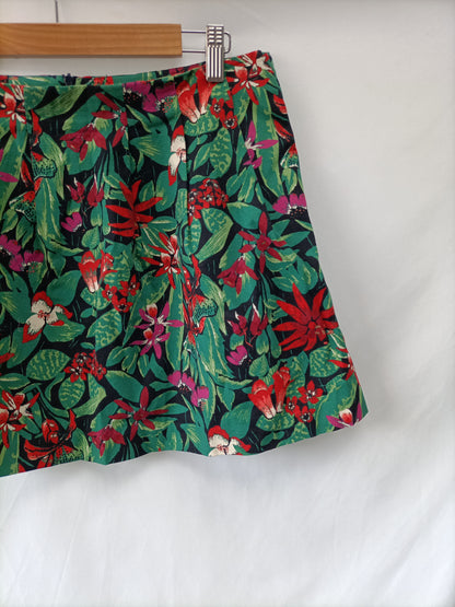 ZARA. Falda hojas verde T.l