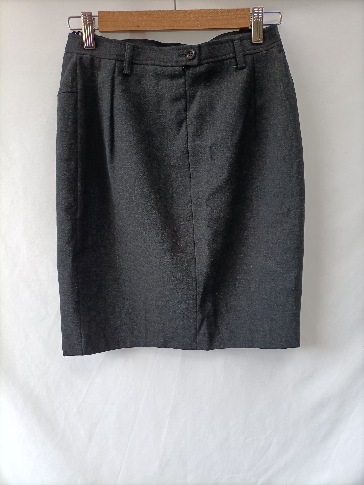 RED BANDS. Black dress skirt size 42