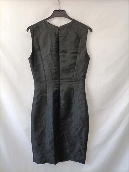 CAROLINA HERRERA. Black Ts midi dress