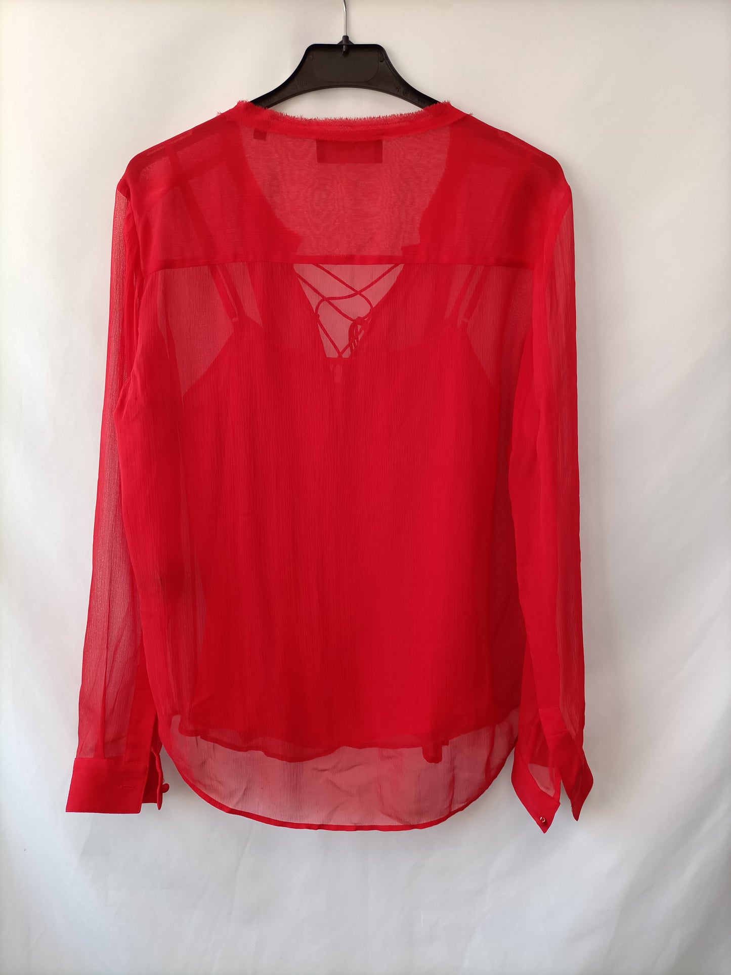 THE KOOPLE. Red silk blouse with ruffles Ts