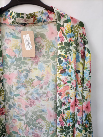 WHITE&ONE. Kimono fluido flores  T.m