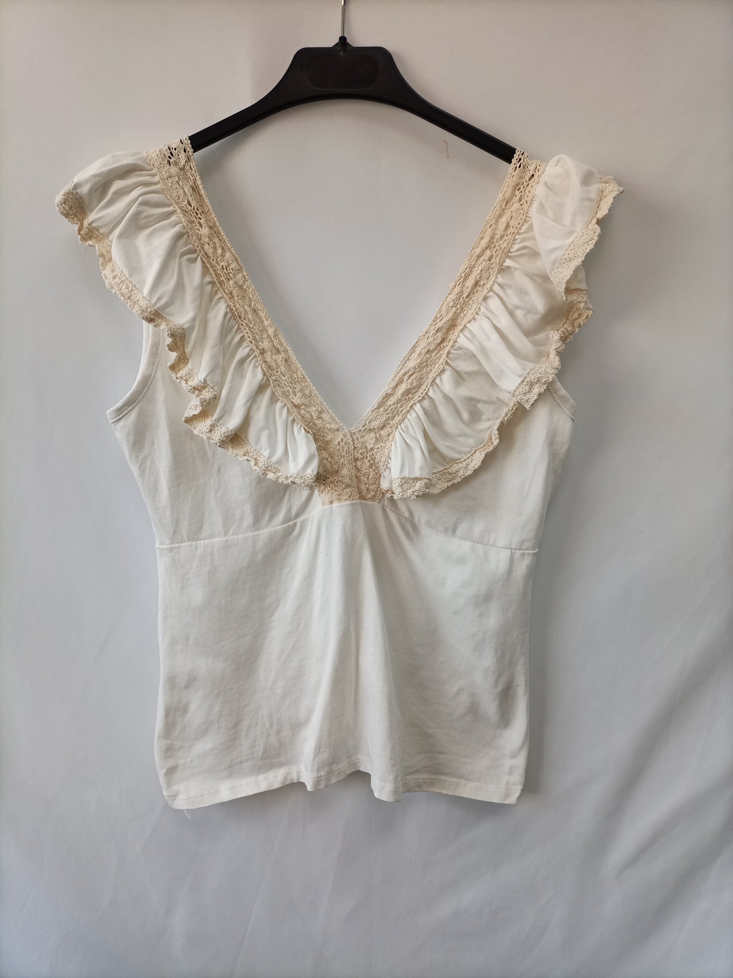 OTRAS. Top blanco encaje  T.u(s)