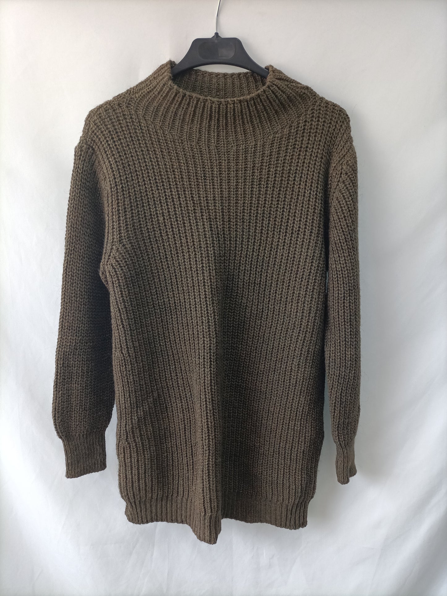 OTHERS. Green knitted sweater Tu(m)