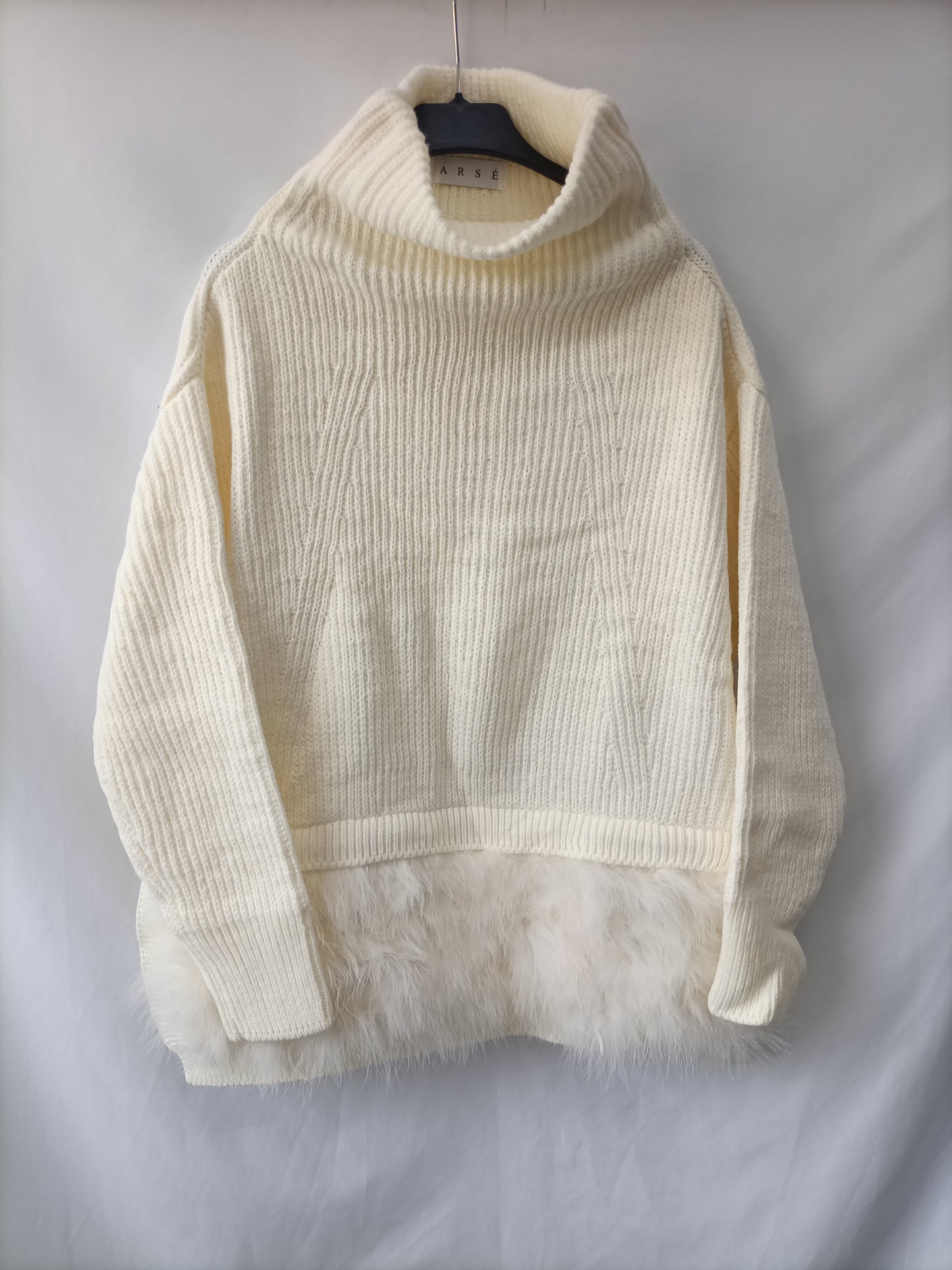 ERASE. Jersey beige plumas T.u(m)