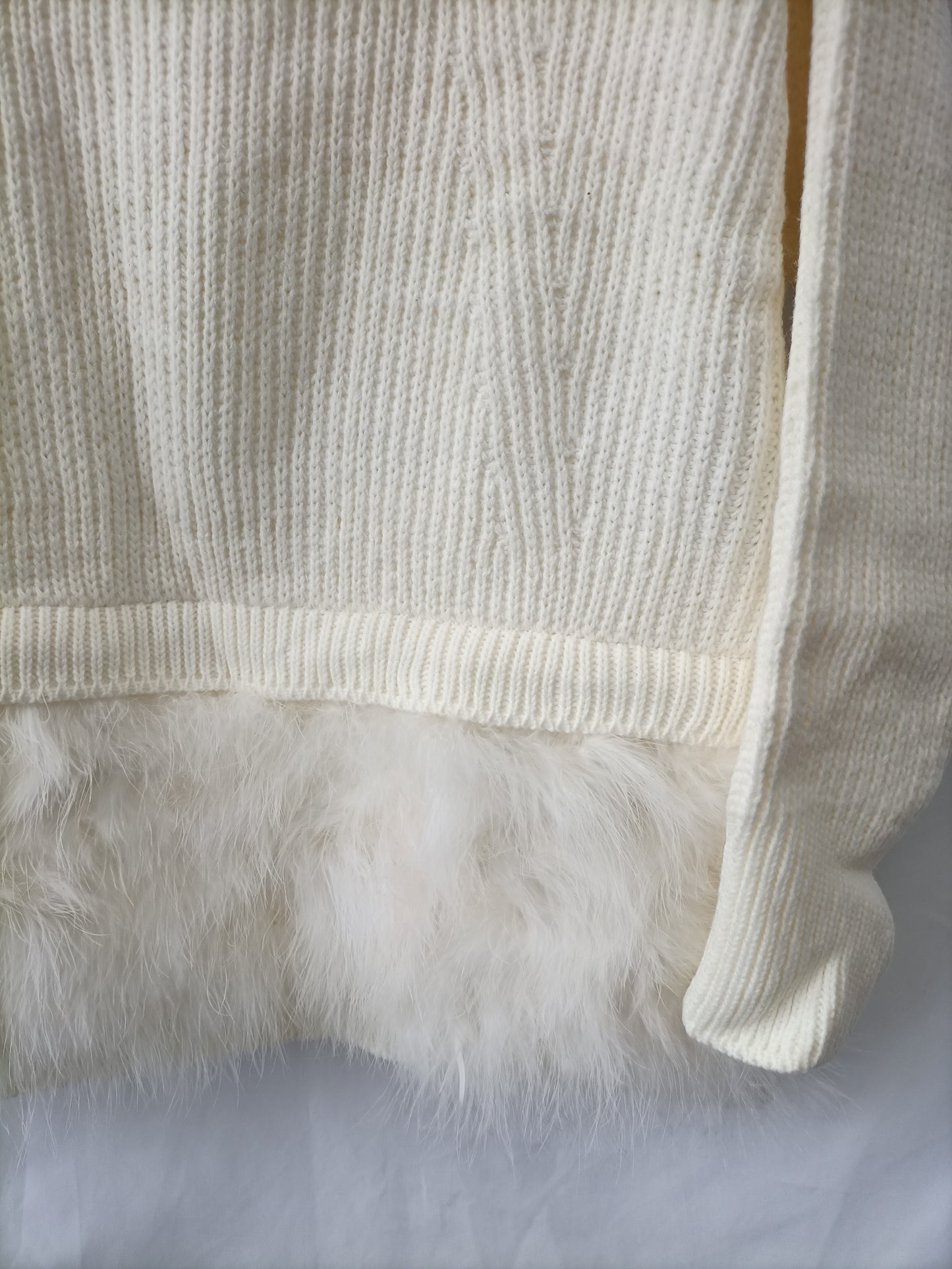 ERASE. Jersey beige plumas T.u(m)