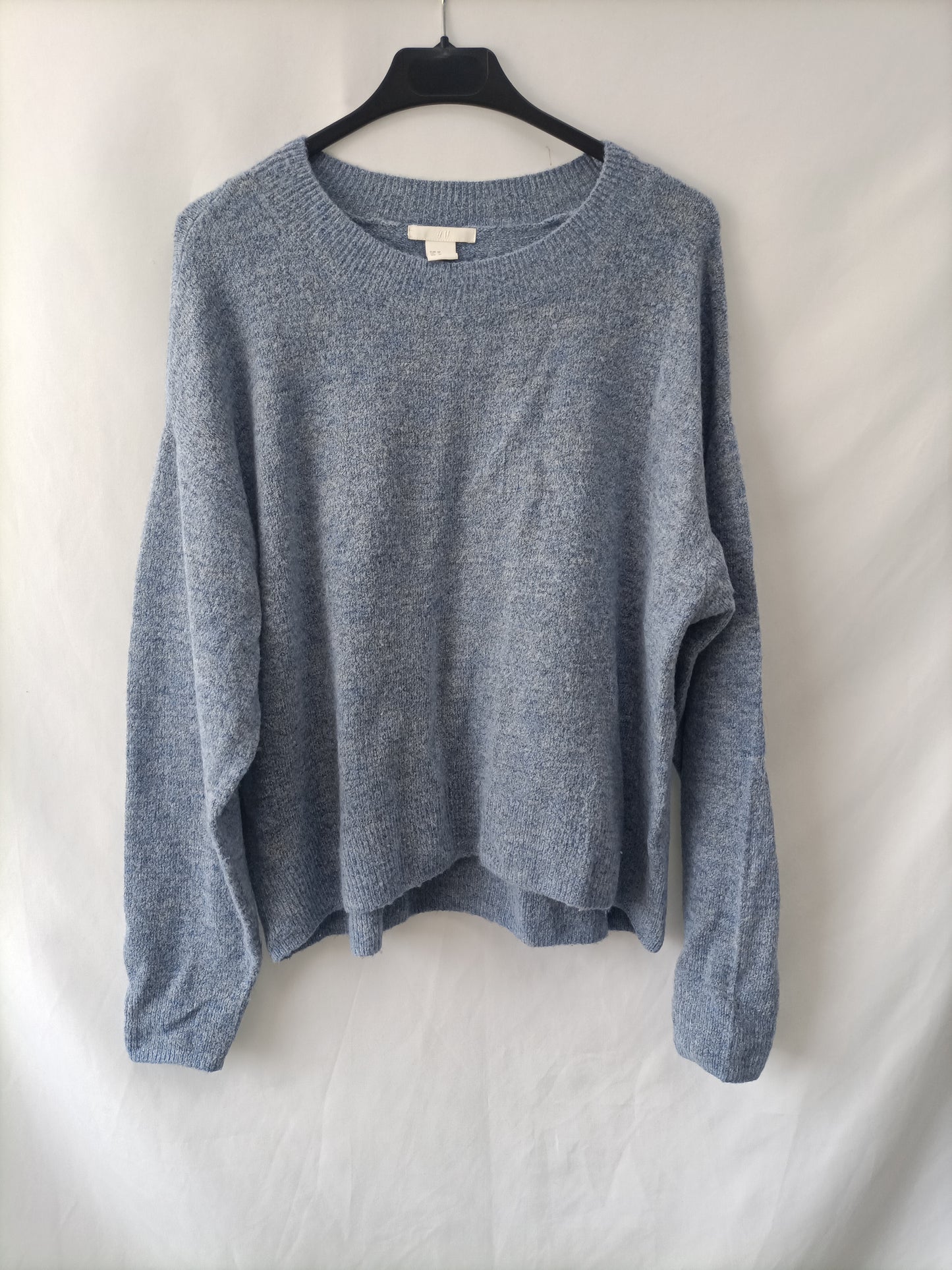 H&amp;M. Flowy Blue Sweater Tm