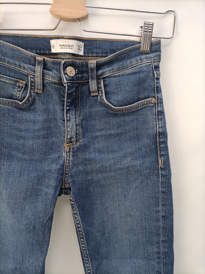 MANGO. Size 32 Jeans