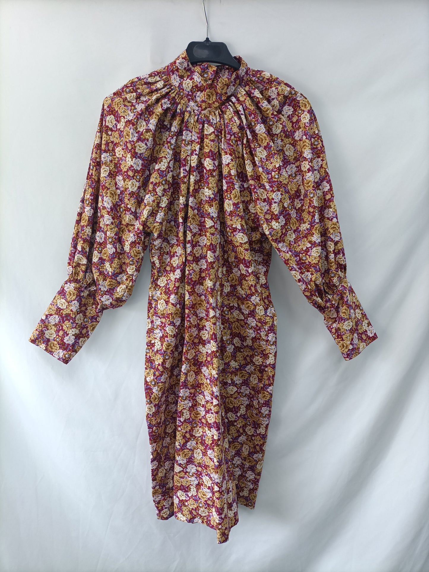 OTHERS.Burgundy floral dress Tu(m)