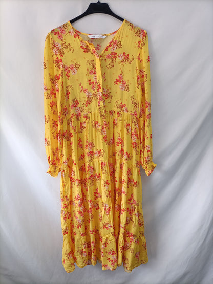 ZARA. Floral midi dress Ts