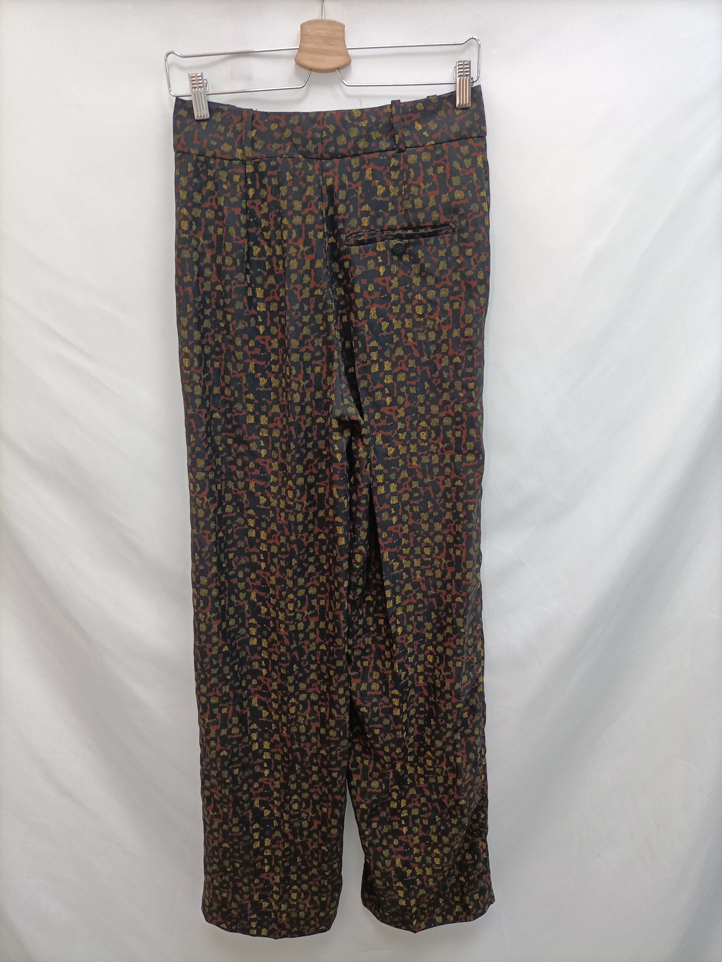 MANGO. Pantalón palazzo estampado T.36
