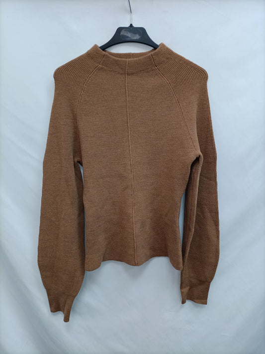 ZARA. Jersey punto Camel T.s