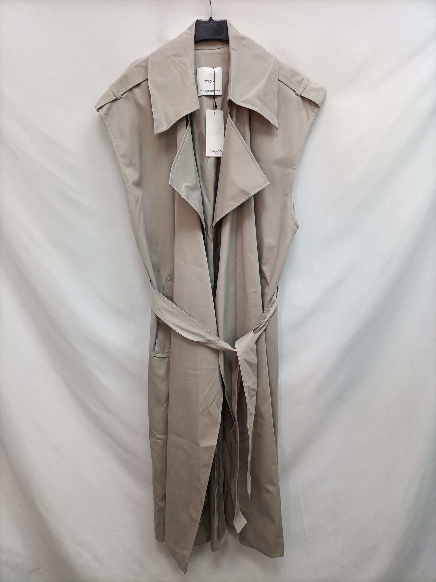 MANGO. Gabardina sin mangas  T.s/m