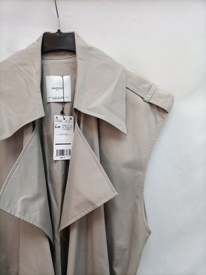 MANGO. Gabardina sin mangas  T.s/m