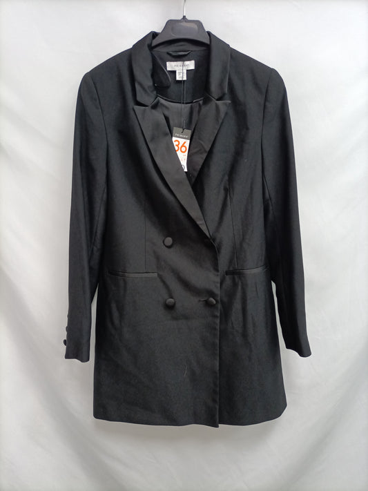 PRIMARK. Blazer larga negra T.36