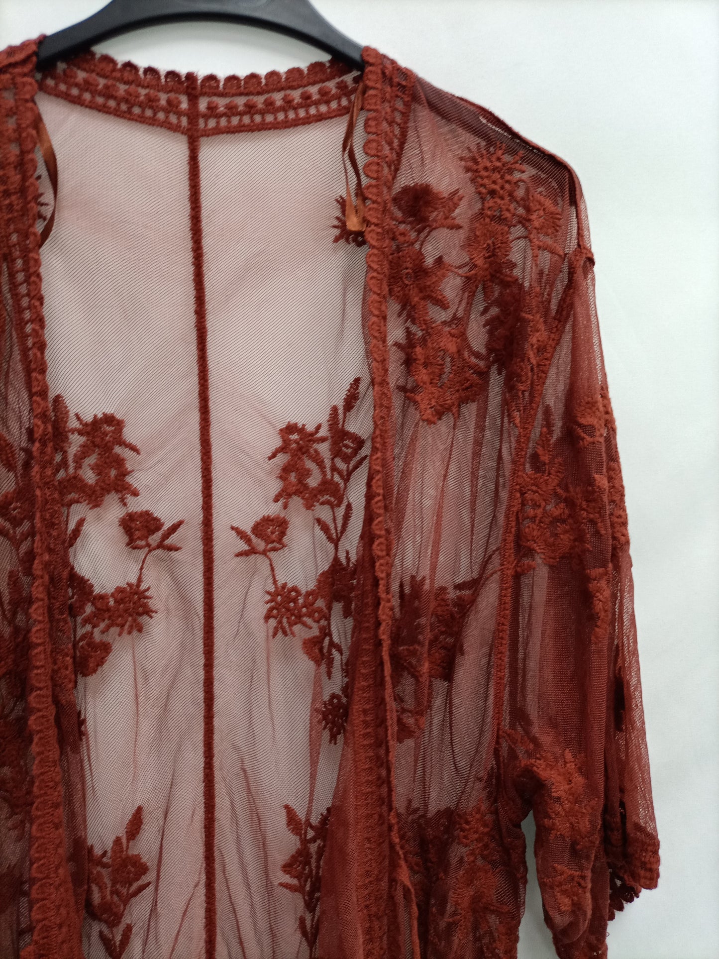 OTRAS. Kimono encaje T.u