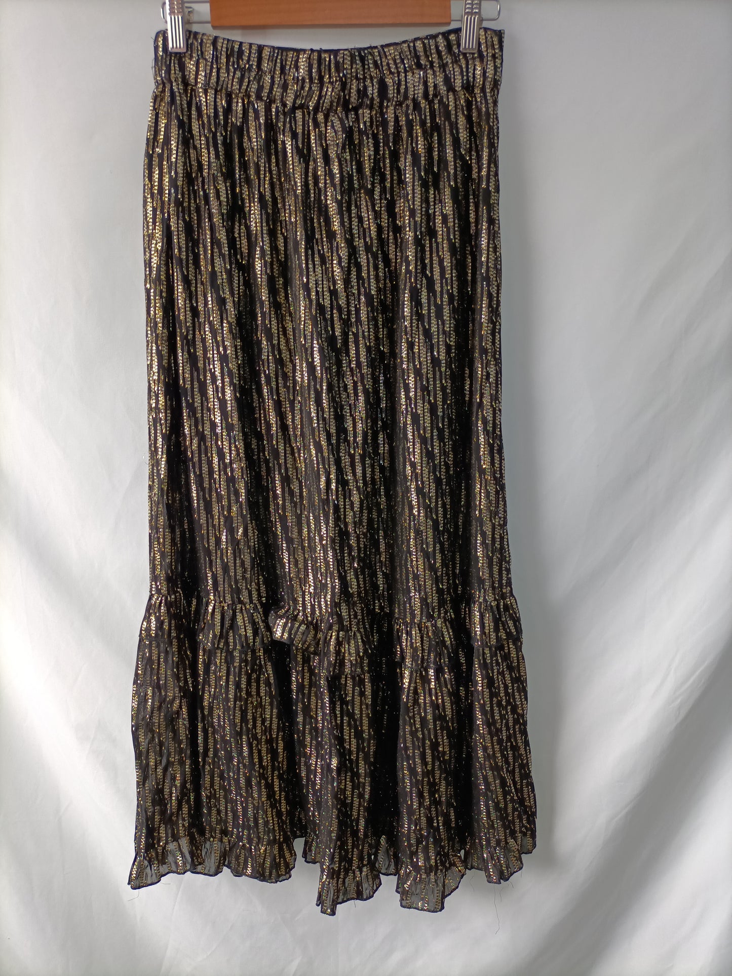 ZARA. Falda midi fiesta  T.s