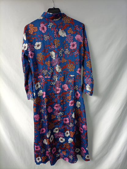MANGO. Vestido azul flores T.m