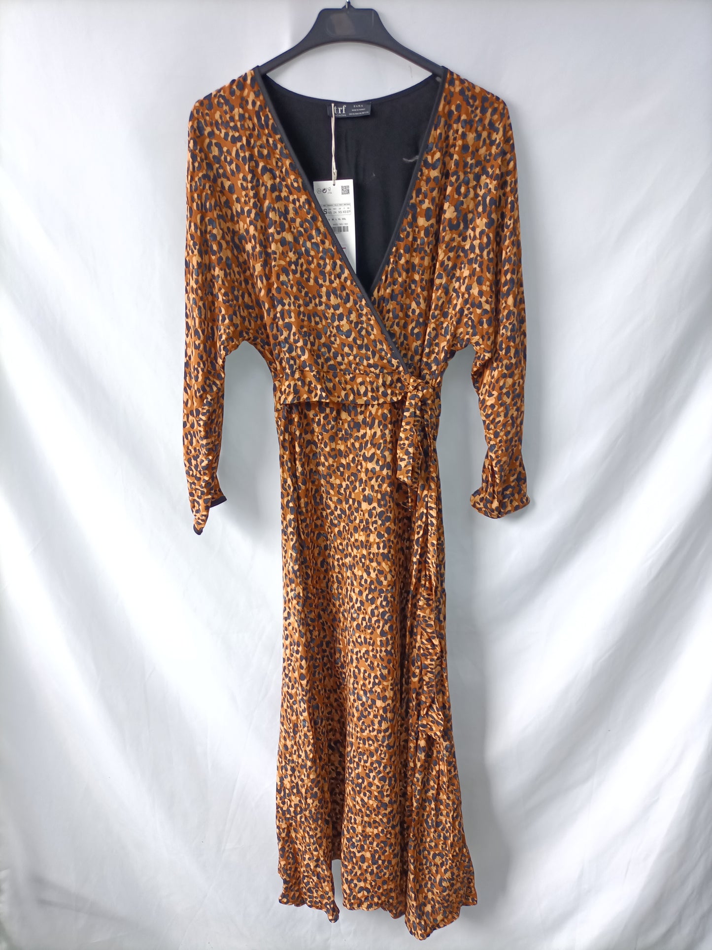 ZARA. Vestido midi animal print T.xs