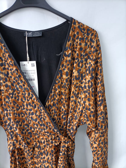 ZARA. Vestido midi animal print T.xs