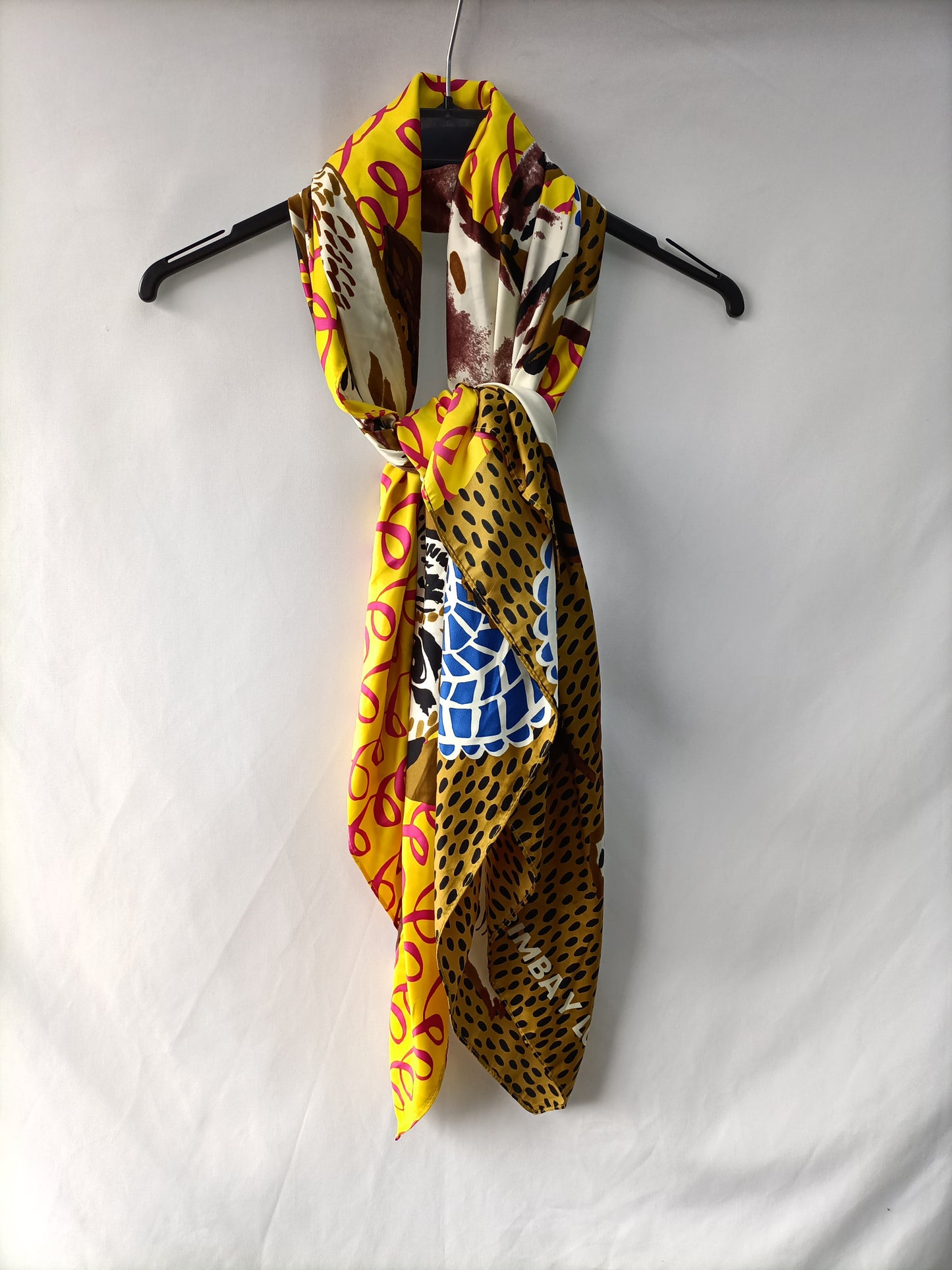 BIMBA Y LOLA. Printed scarf