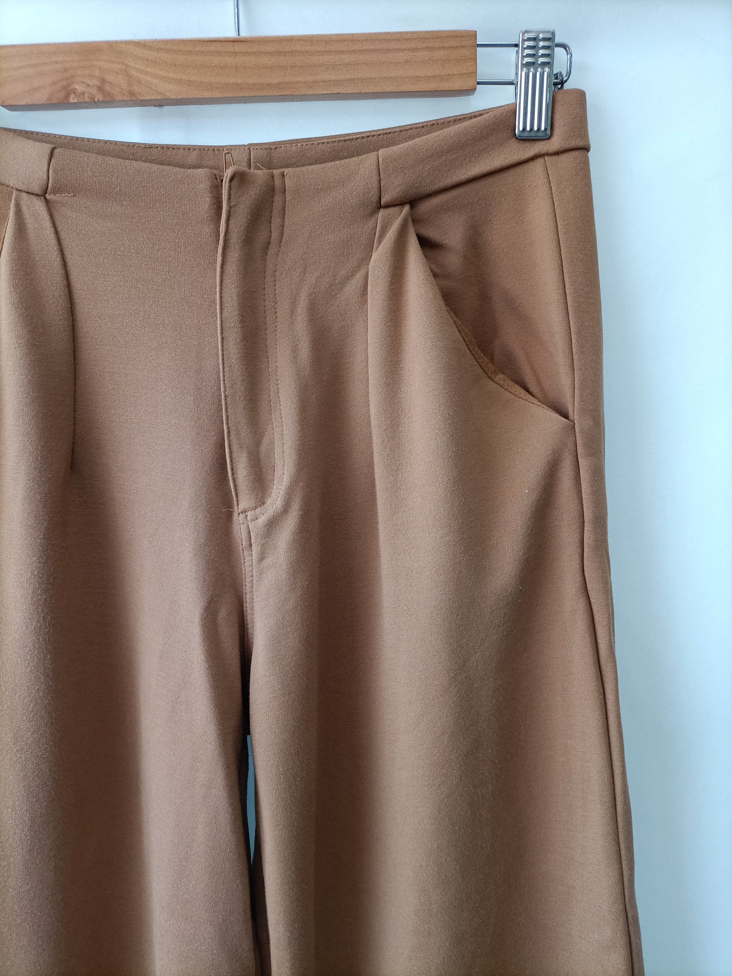 STRADIVARIUS. Camel culottes, size 34
