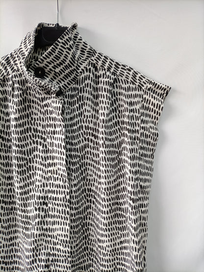 MASSIMO DUTTI. Ts linen printed blouse