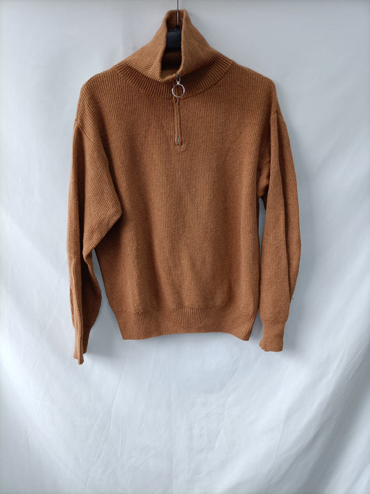 SUBDUED. Jersey cuello cremallera T.36