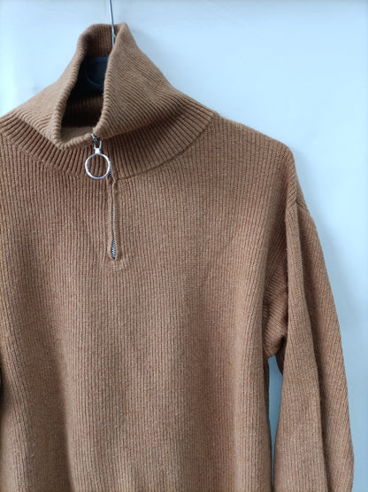 SUBDUED. Jersey cuello cremallera T.36