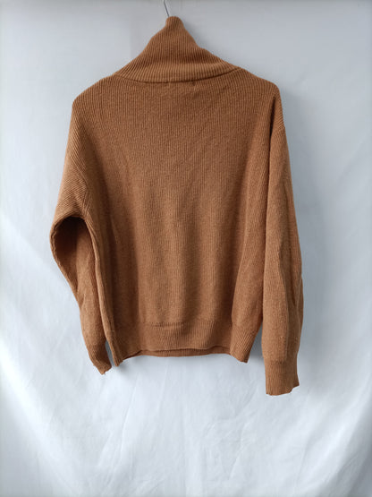 SUBDUED. Jersey cuello cremallera T.36