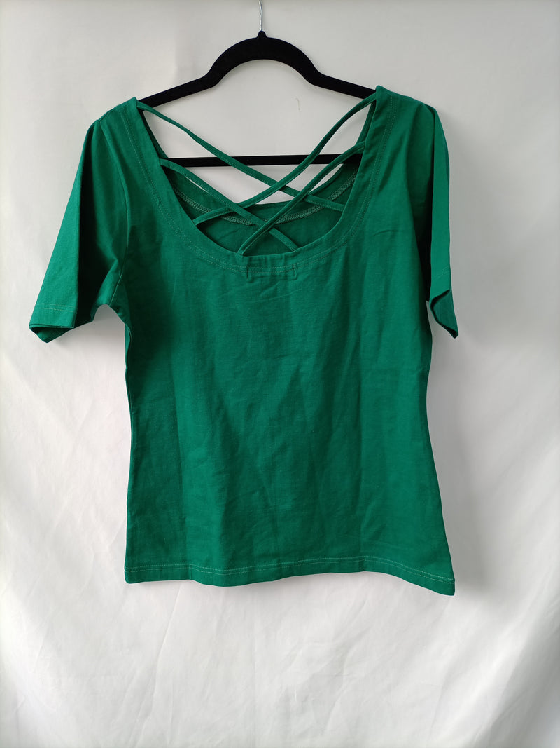 NITYA. Camiseta verde T.42