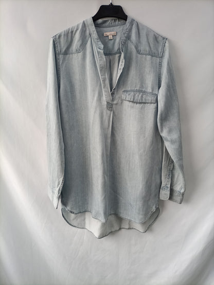 GAP. Flowy denim blouse Ts