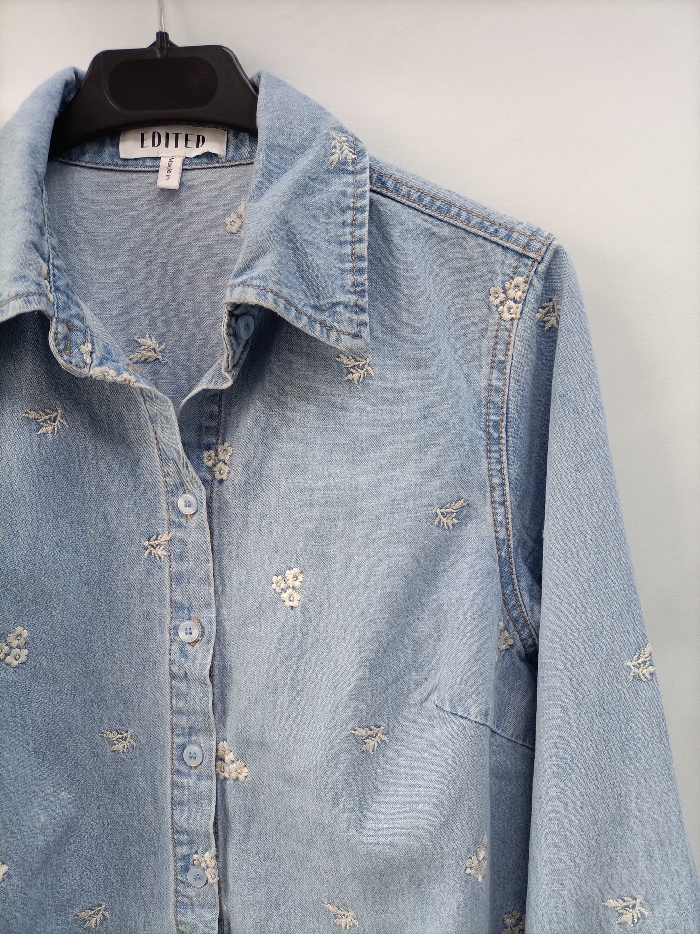 EDITED. Embroidered denim shirt T.36