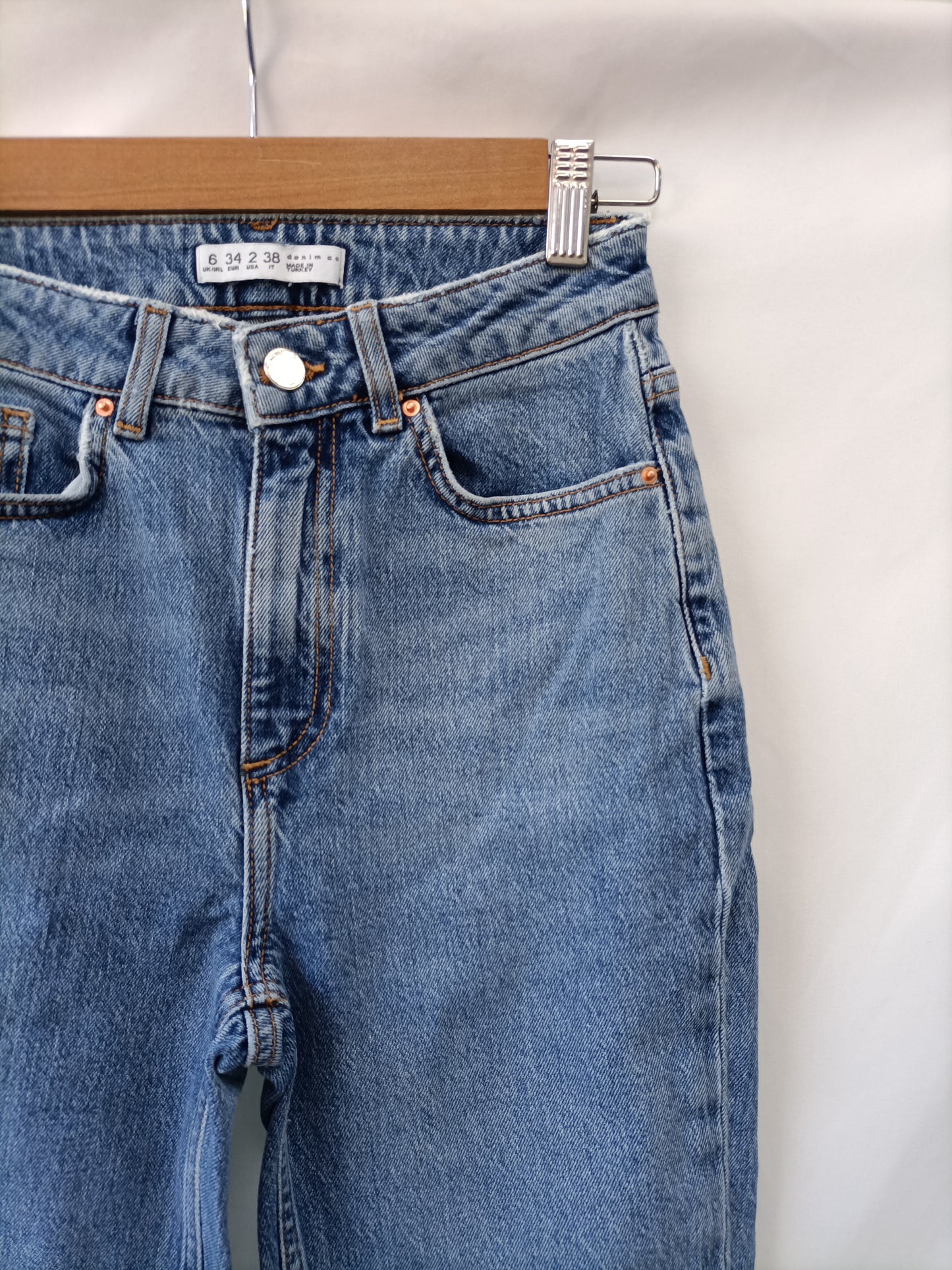 PRIMARK. Straight-leg denim trousers, size 34