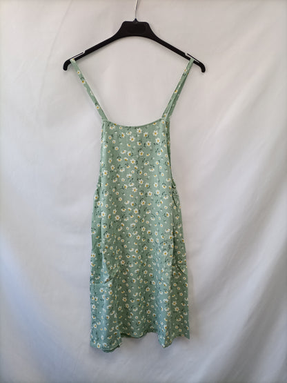 OTRAS. Vestido verde flores T.13/14(xxs)