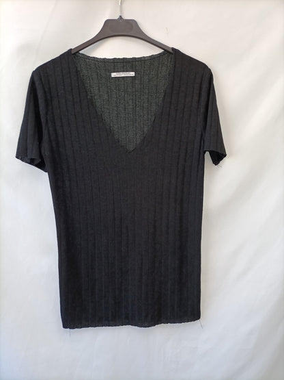 ZARA. Black ribbed T-shirt Tm