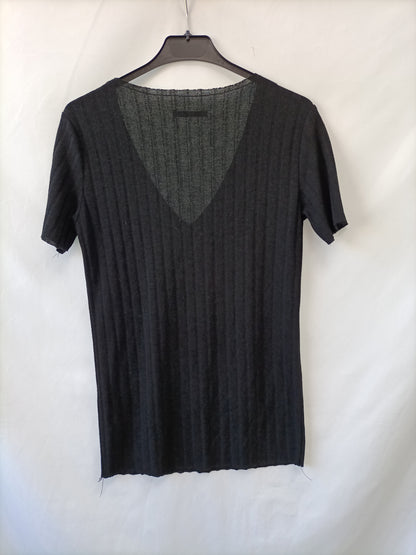 ZARA. Black ribbed T-shirt Tm