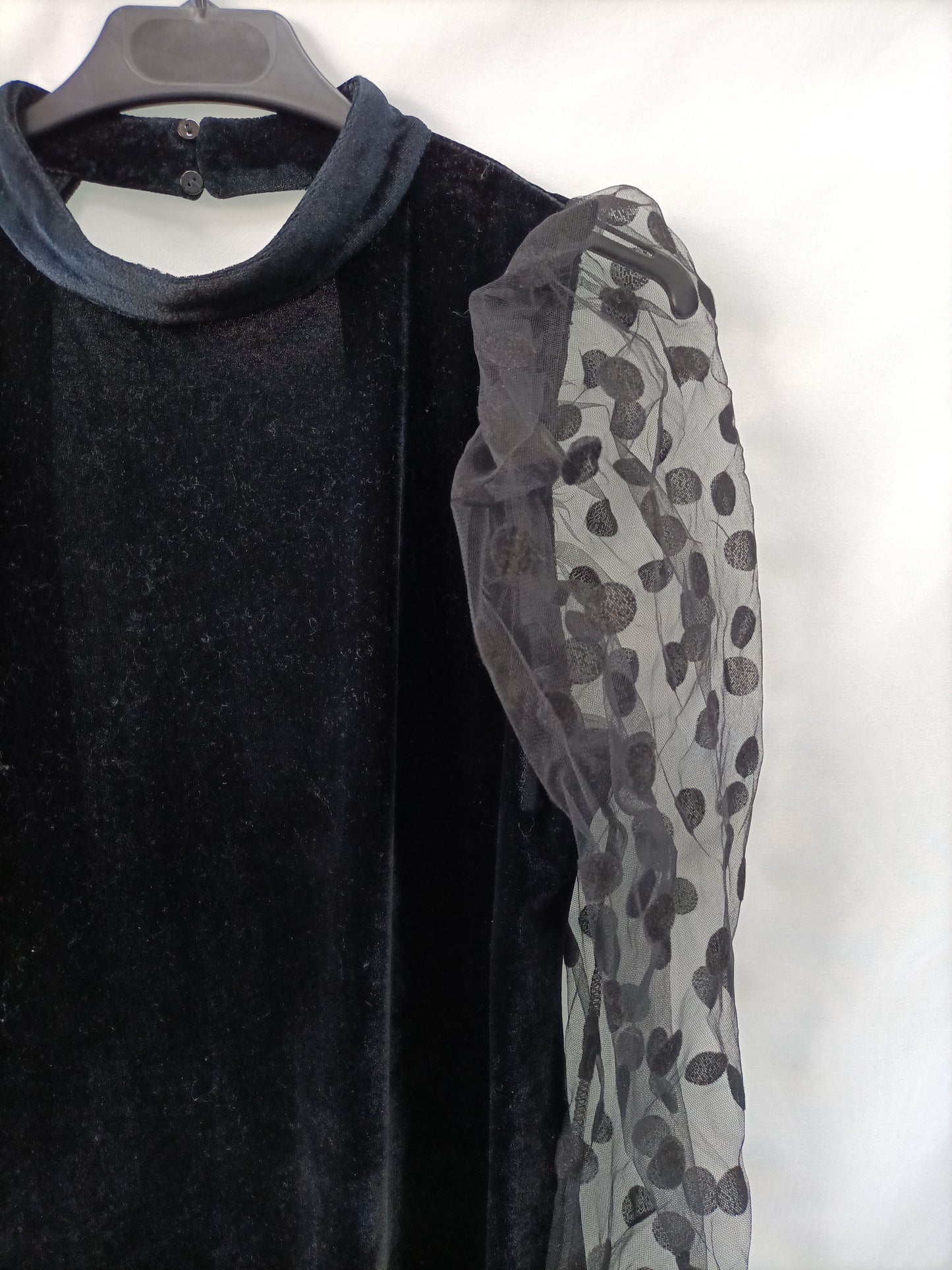 ZARA. Vestido mangad plumeti T.l