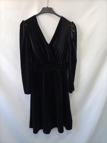 OTRAS. Vestido negro terciopelo T.2(m)