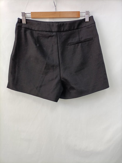 ZARA. Shorts negro de vestir T.m