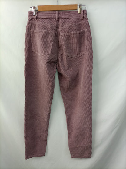 PULL&BEAR. Pantalón pana lila T.36