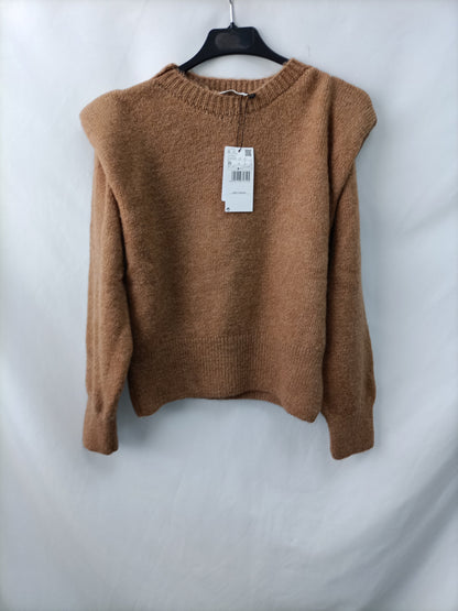 MANGO. Jersey camel hombreras T.xs