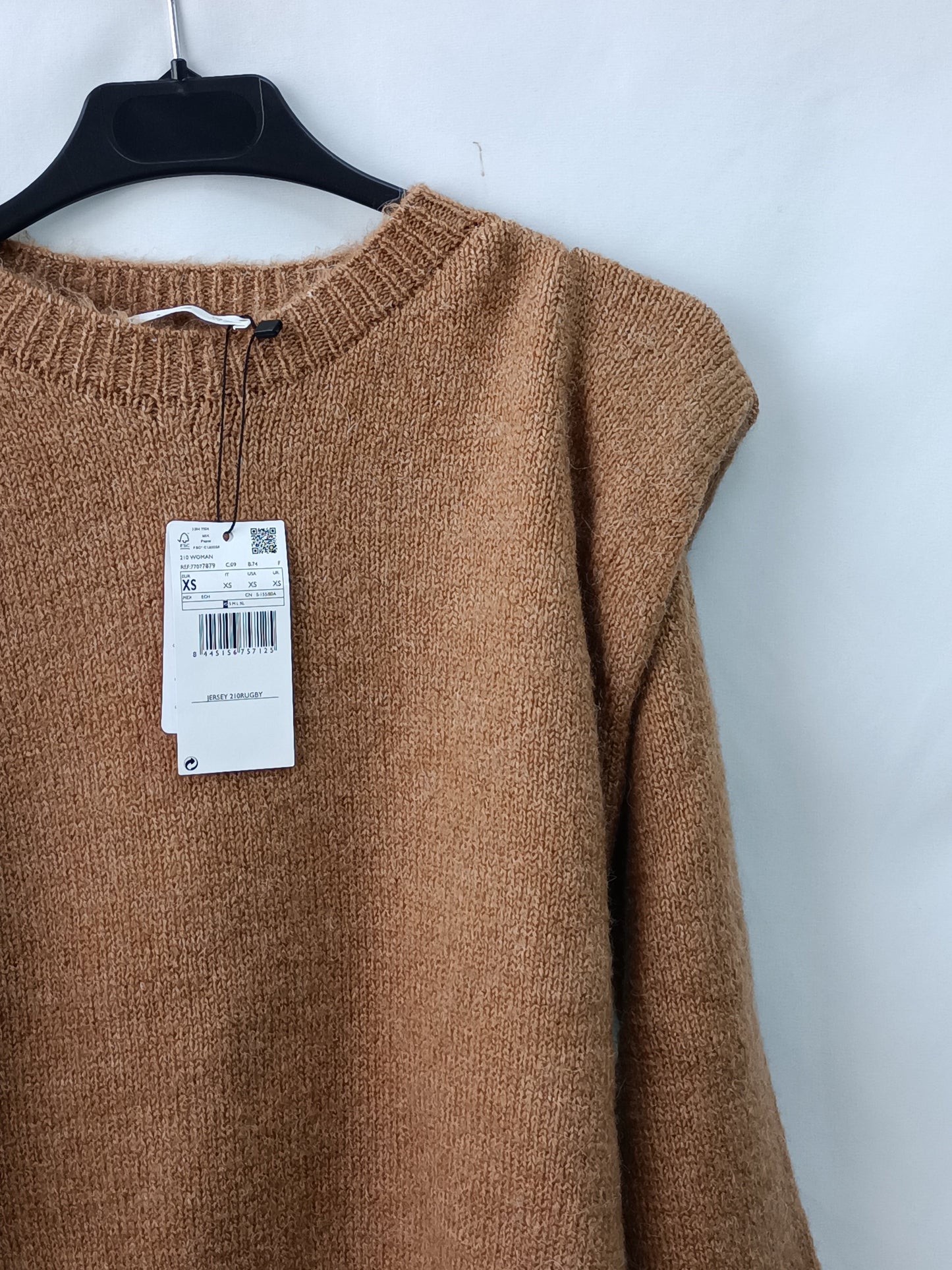 MANGO. Jersey camel hombreras T.xs