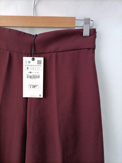 ZARA. Pantalón culotte burdeos T.s