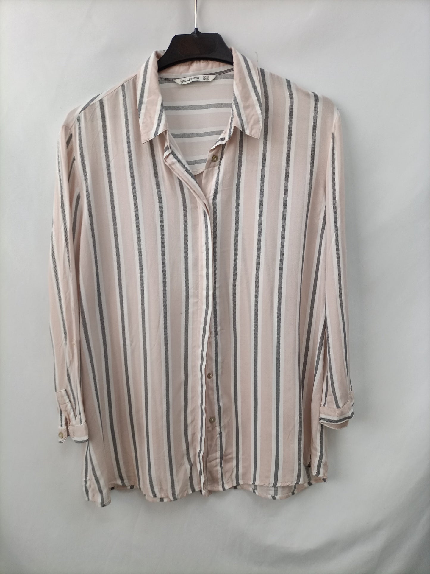 STRADIVARIUS. Camisa rayas fluida T.m